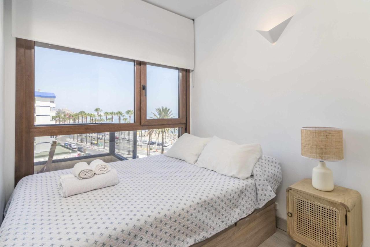Apartment Loft In Front Of The Sea *
